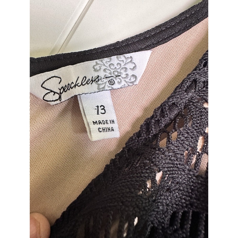 Speechless Short Cap Sleeves Black Lace Beige Lined Fit & Flare Dress Sz 13 - Picture 5 of 6
